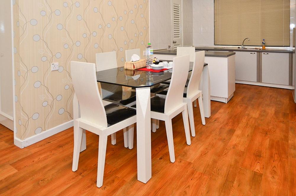 Jetty Suites Apartments Malacca Phòng bức ảnh