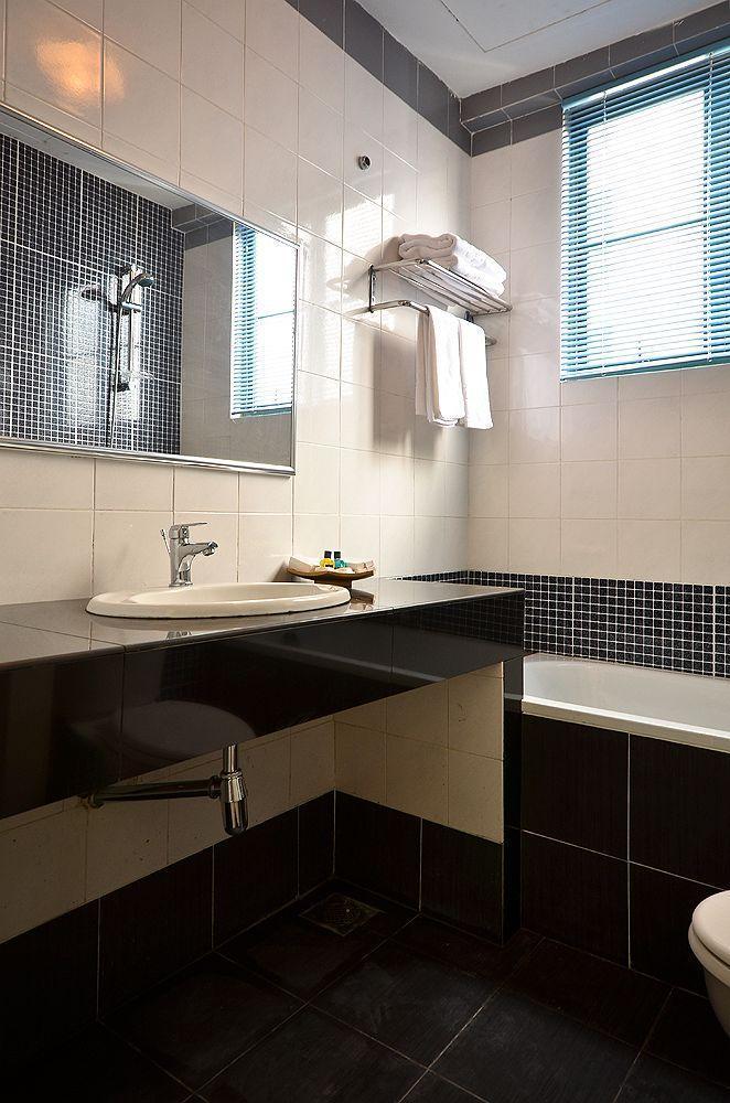 Jetty Suites Apartments Malacca Ngoại thất bức ảnh